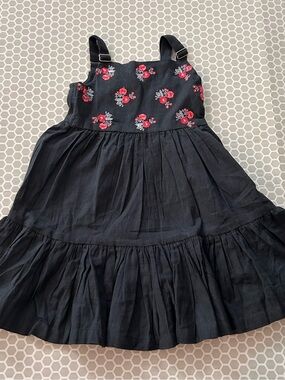 UTSA Girls Navy Floral Embroidered Sundress. Size 2